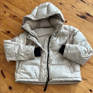 Quince Women's Cream Hooded Puffer Jacket